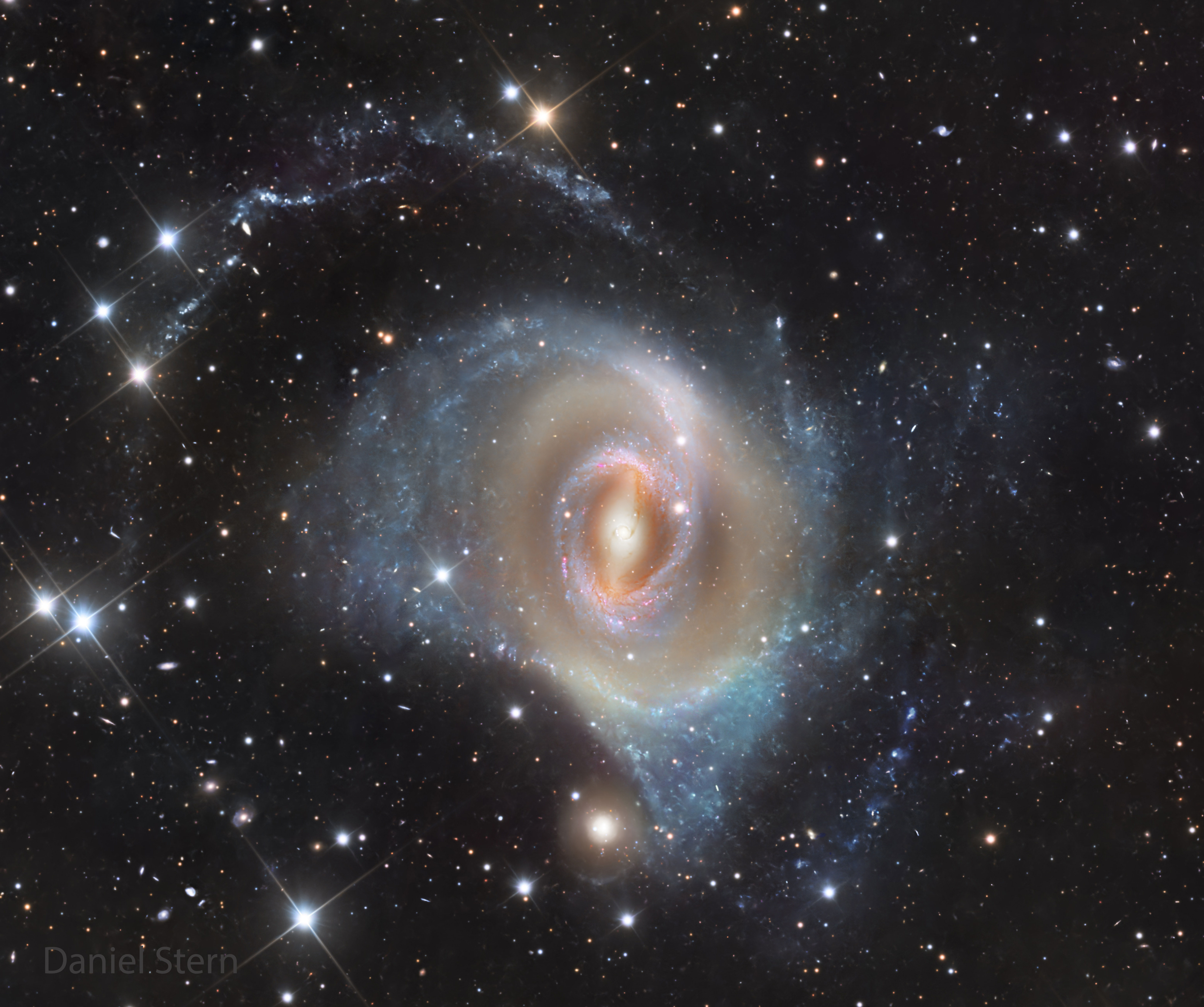 Spiralgalaxie NGC 1512: Weites Feld